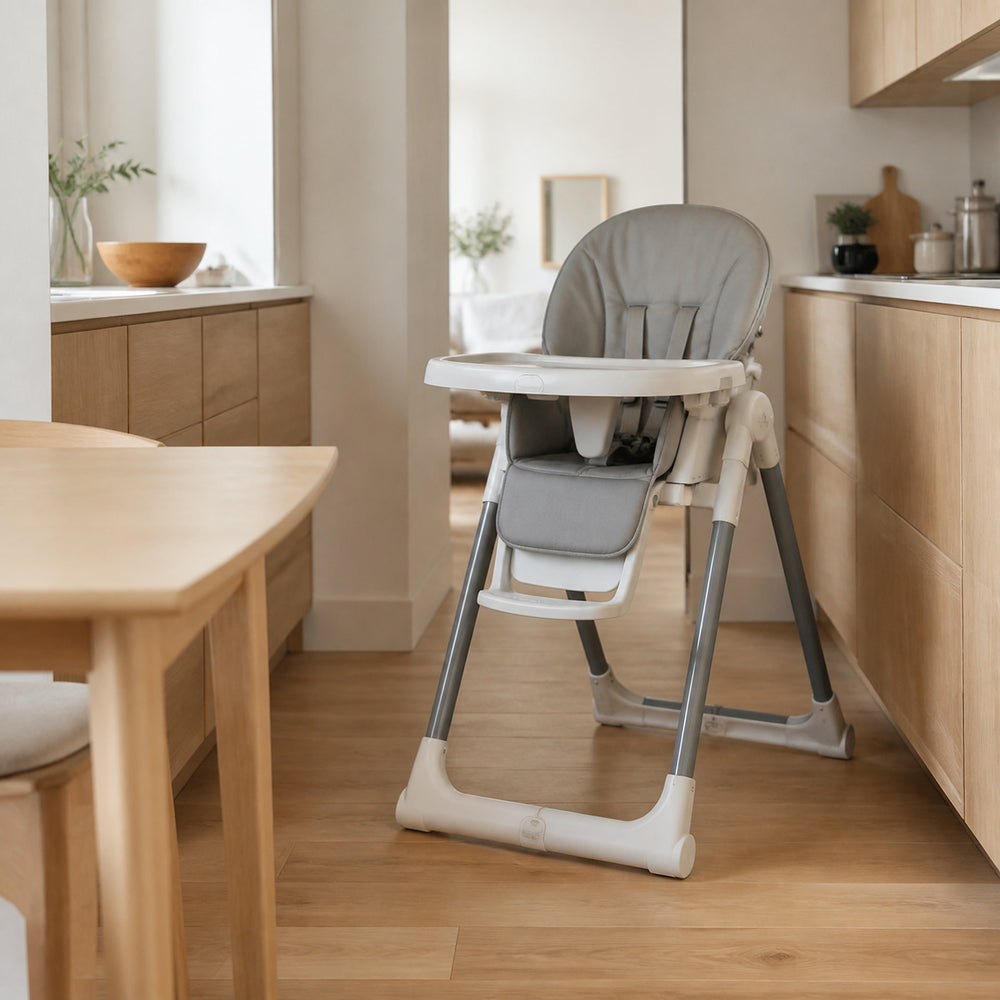 La chaise reste au milieu de la cuisine